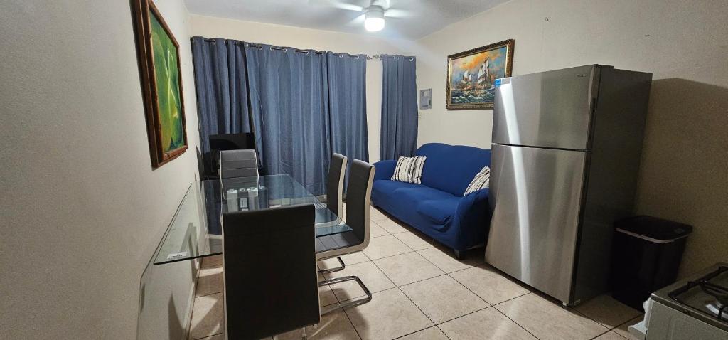 Discovery Beach Apartments