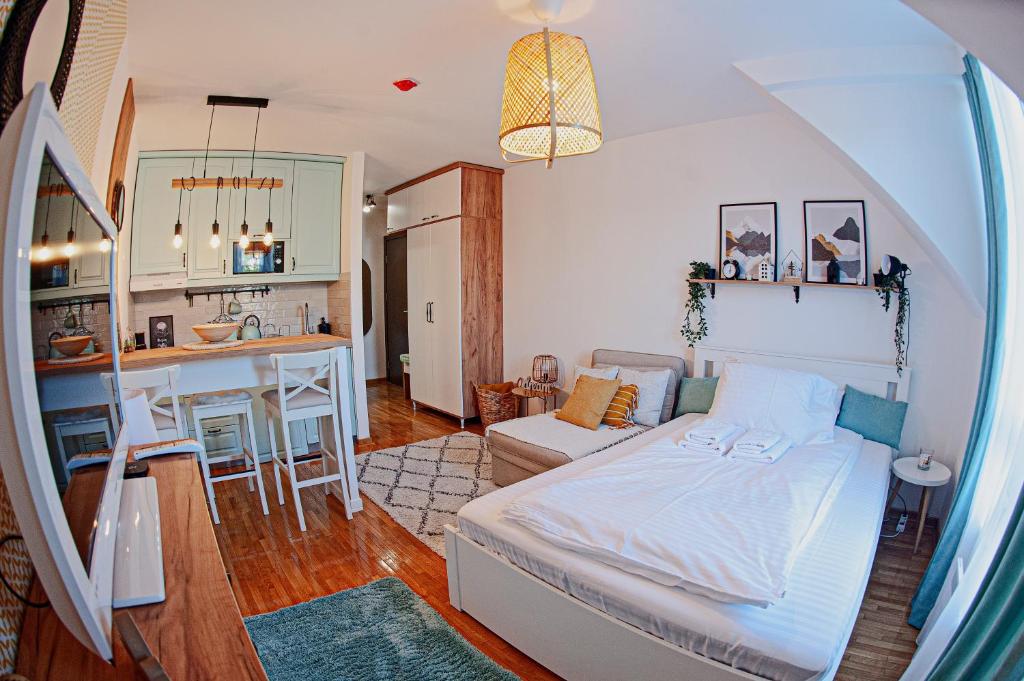 Evergreen Apartment 9C/75 at Kraljevi Čardaci - 3