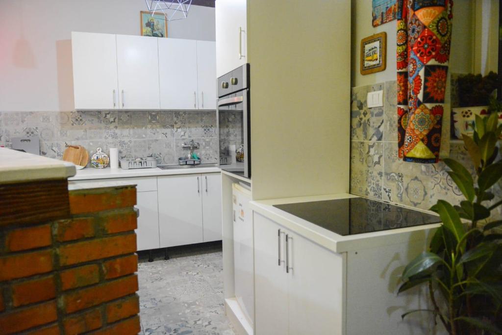 White Arrow Apartment - 5