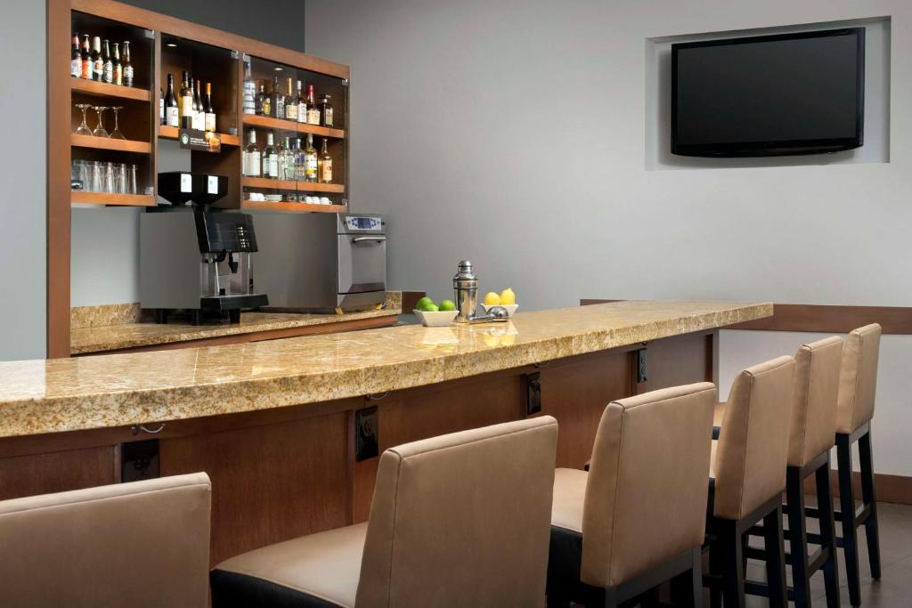 Bar/lounge