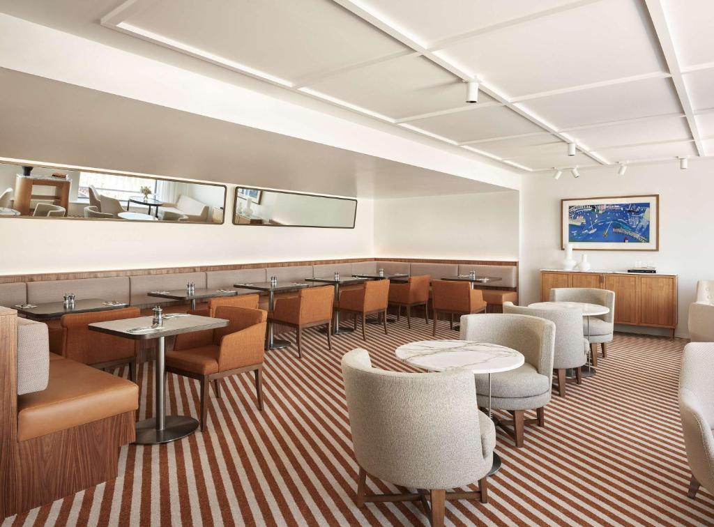 Pub/Lounge