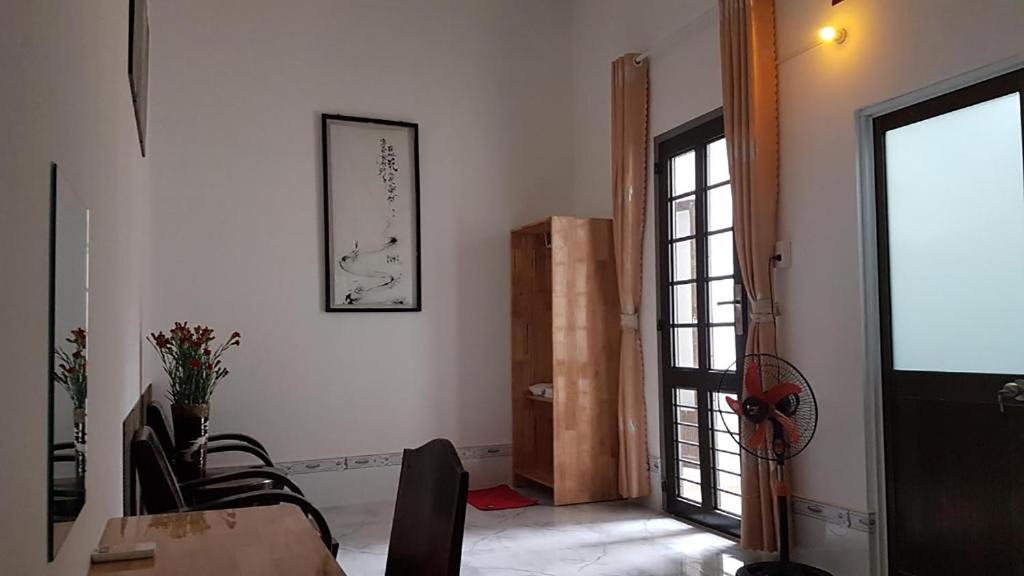 Hoa Lan Motel & Homestay