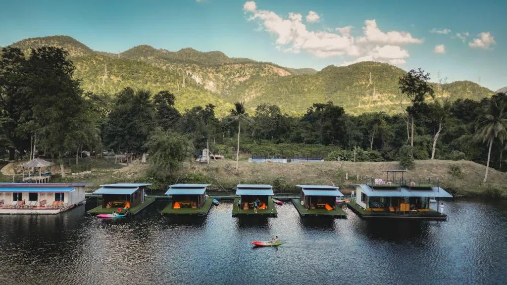 Phu Naphat Resort, hotel in Tha Kradan
