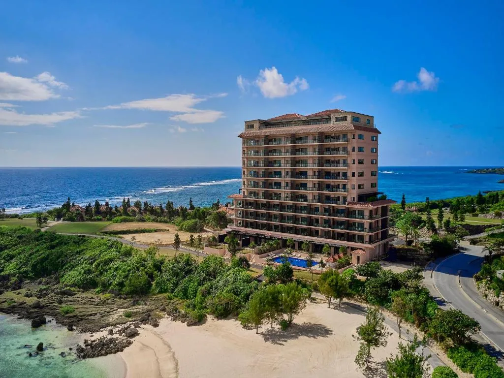 Hotel Shigira Mirage Beach Front, hotel in Miyako Island