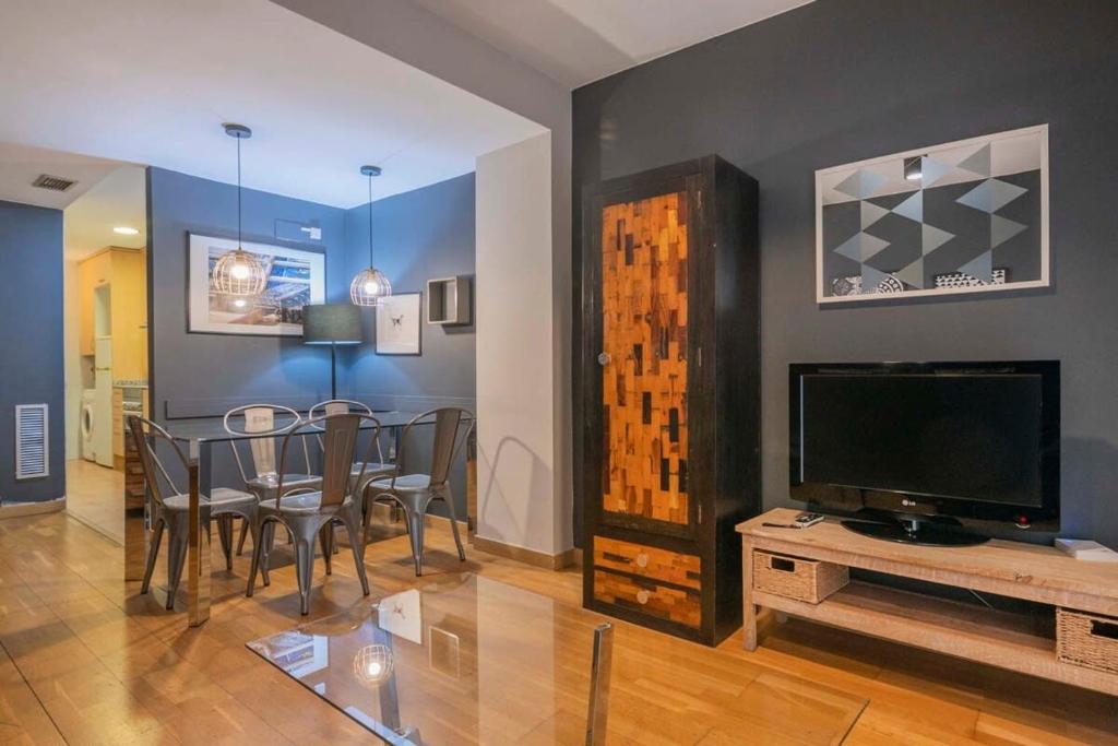 The Collection Barcelona - Bright and modern Duplex with terrace in Eixample district P1, Barcelona