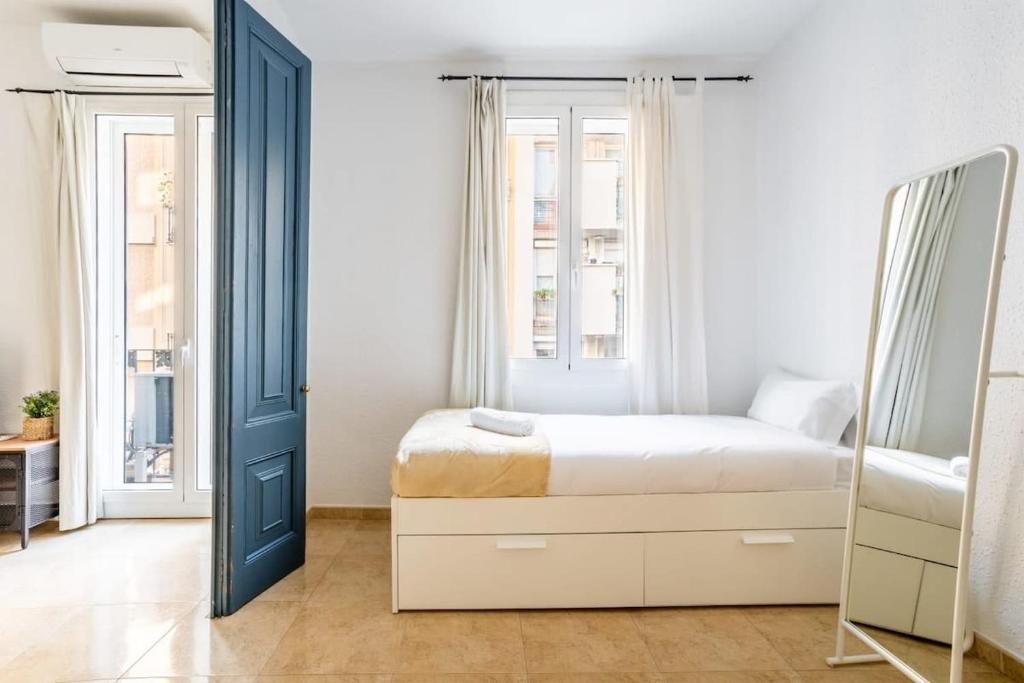 The Collection Barcelona - Private terrace Attico 3BD in Gran de Gracia - 3