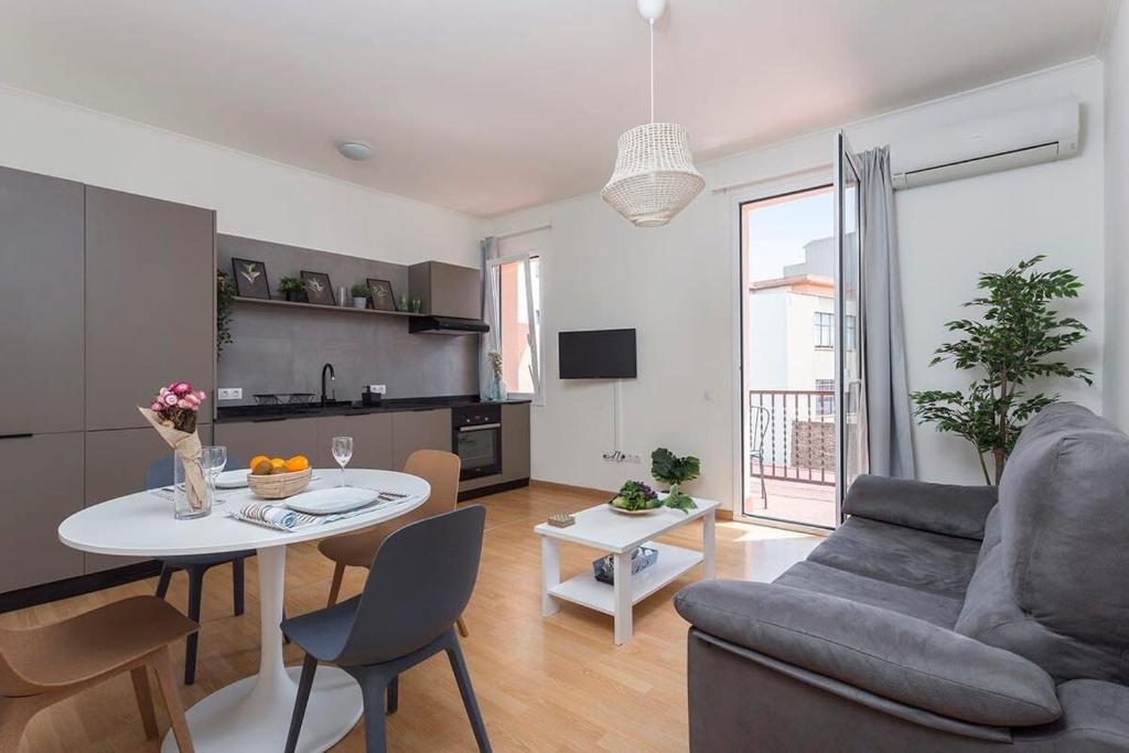 The Collection Barcelona - 3BD only for Families in Poblenou next to the beach! - 3