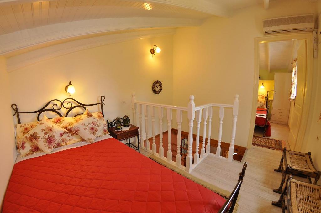 Mazis Apartments — Hotel rooms in Agios Gordios, Ionian Islands