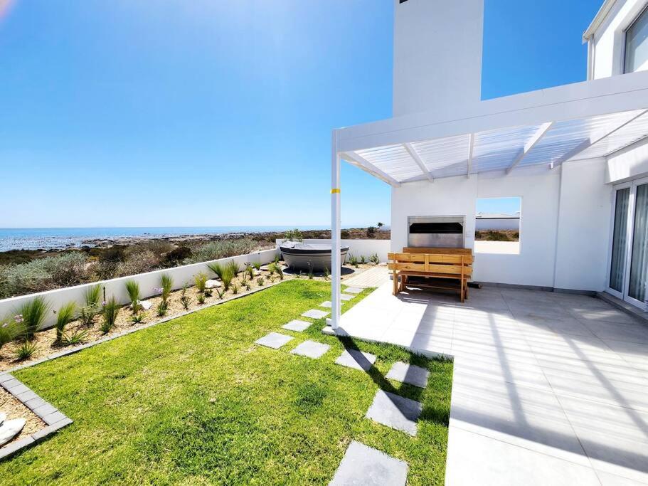 Sunshine Sally, St Helena Bay