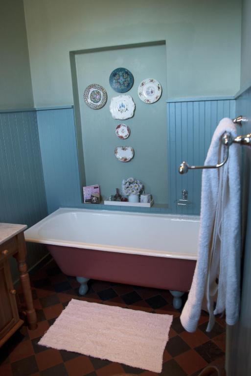 タンクレディ ベッド アンド ブレックファースト (Tancredi Bed and Breakfast) バスルーム（客室）