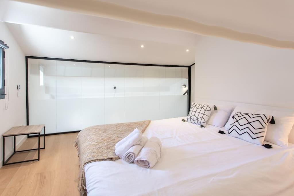 #11 Staywizus - Alex suite terrace parking AC 2 BDR 5mins to sea - 3