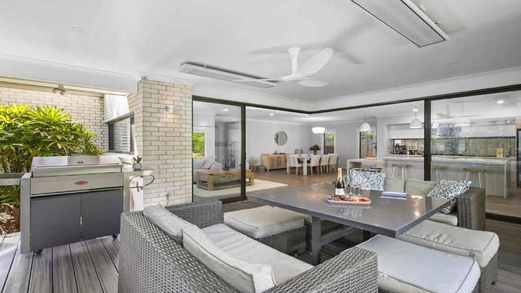 Paradise in Pearl-walk to beach, ducted air, Pearl Beach