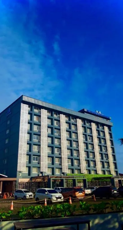 SM Tower Hotel and Convention Berau, hotel in Tanjungredep