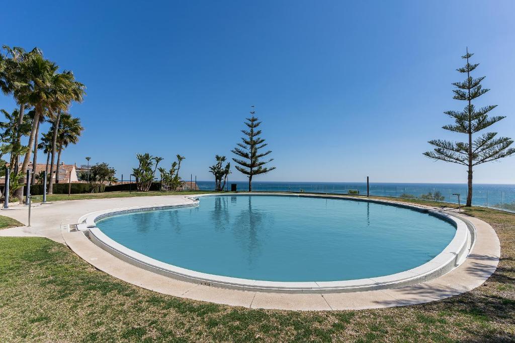 MONKÓ BORA BORA, Benalmádena