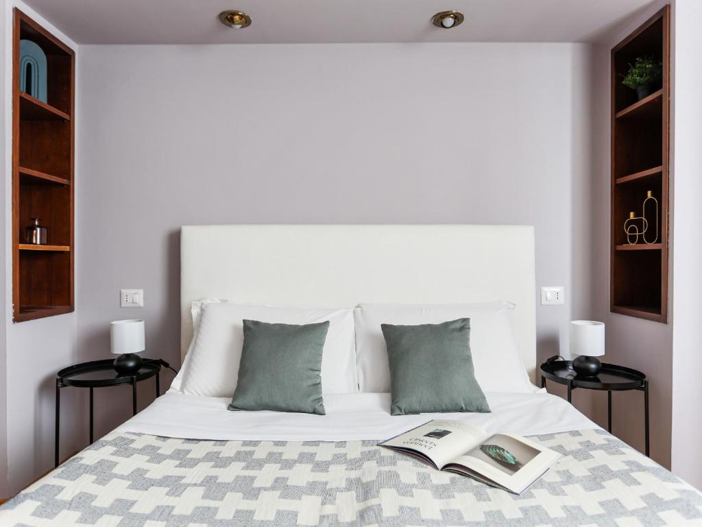 The Best Rent - Spacious one-bedroom apartment in Moscova district, Milán
