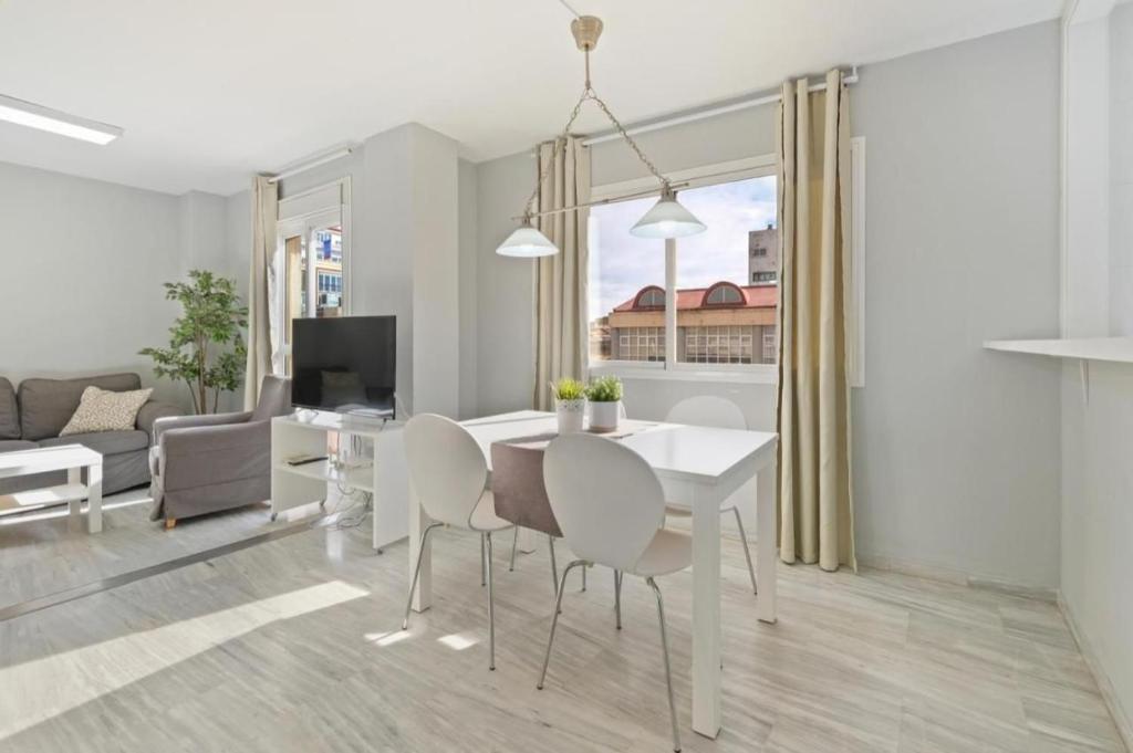 Apartamento en calle cuarteles de dos habitaciones, Malaga