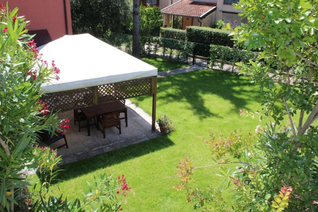 TRILO GREEN CON GIARDINO E POSTO AUTO PRIVATO - 4