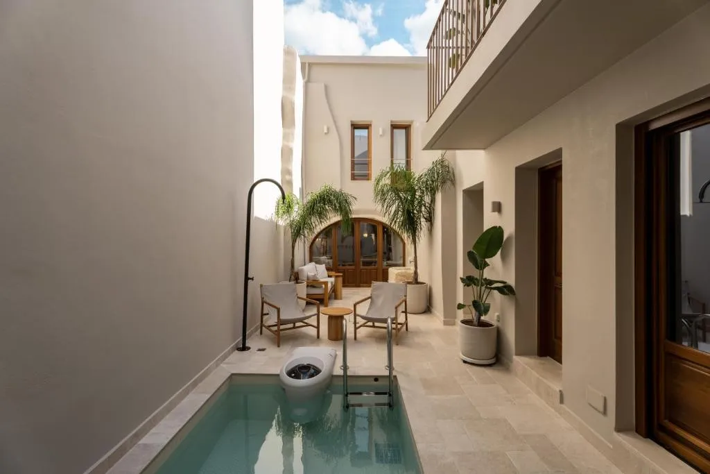 Cortiletto Timeless Suites, hotel v destinaci Réthymno