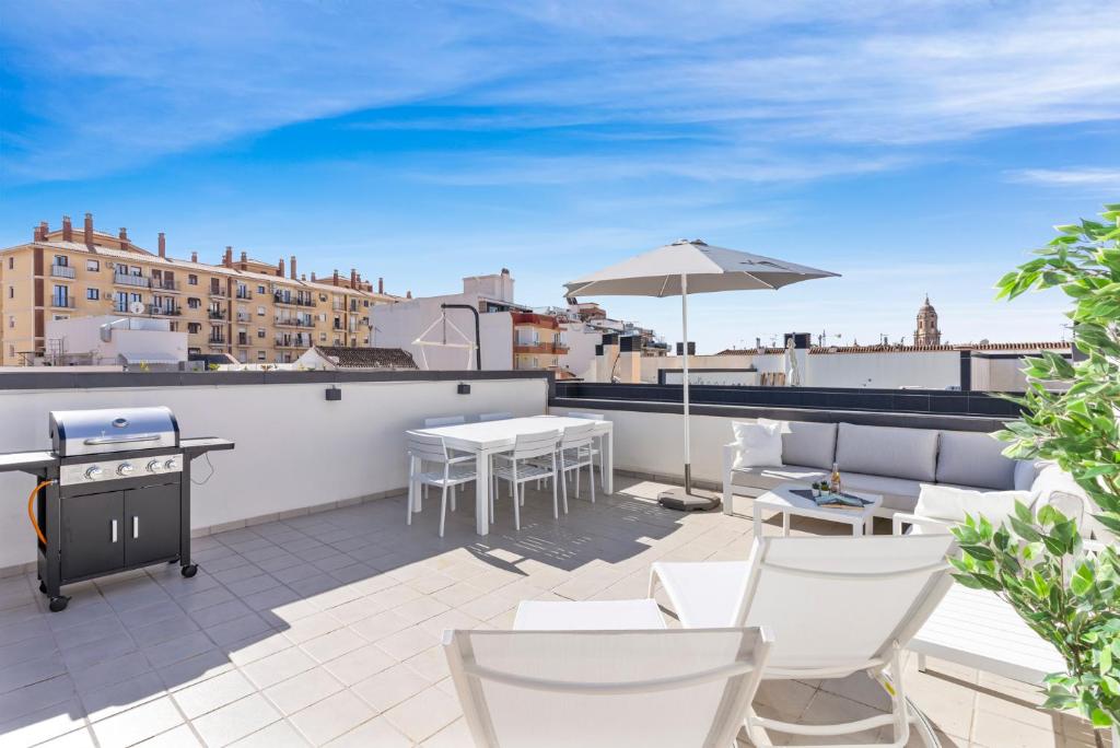 Malaga Unique top floor by Costarentals - MAL04 - 3
