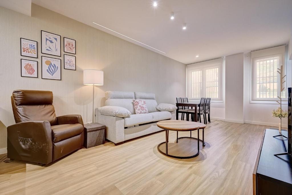 Apartamentos Ezkaba by Clabao - 2