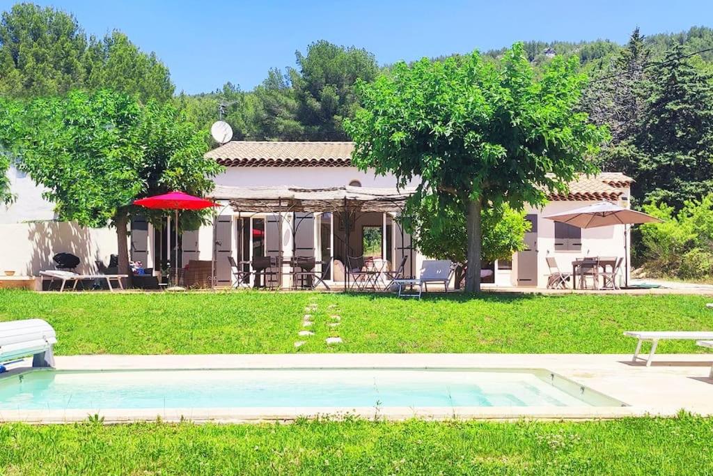Le bastidon de Sanary- piscine et jardin paysagé. - 1