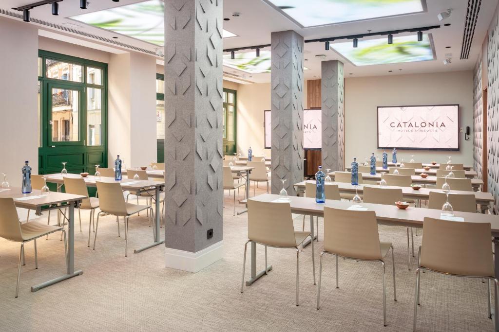 Catalonia Atocha — Restaurant & bars in Madrid, Community of Madrid