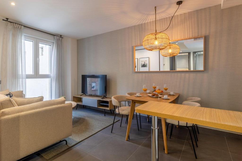 Cozy 2-Bed Apartment in La Latina Madrid - 2