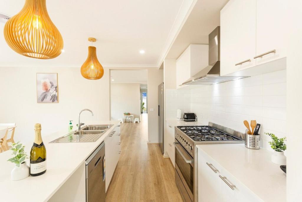 Elegant & Cozy Island Escape Near Downtown & Beach, Cowes