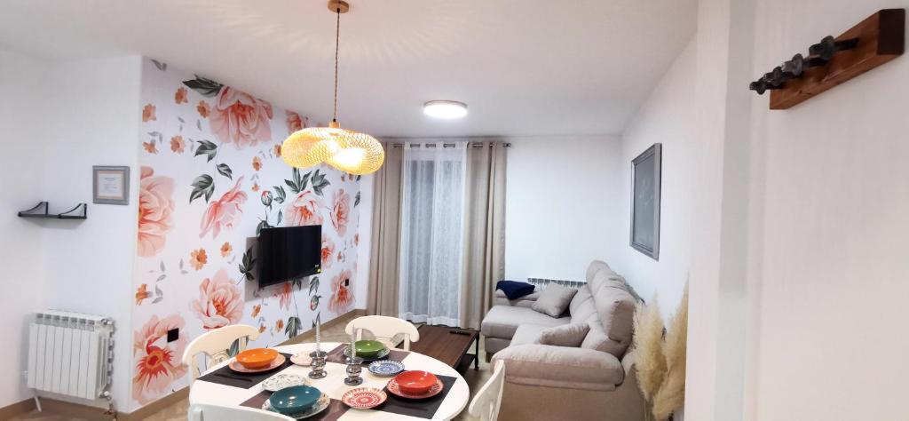 Almagro Suite-A un paso, Almagro