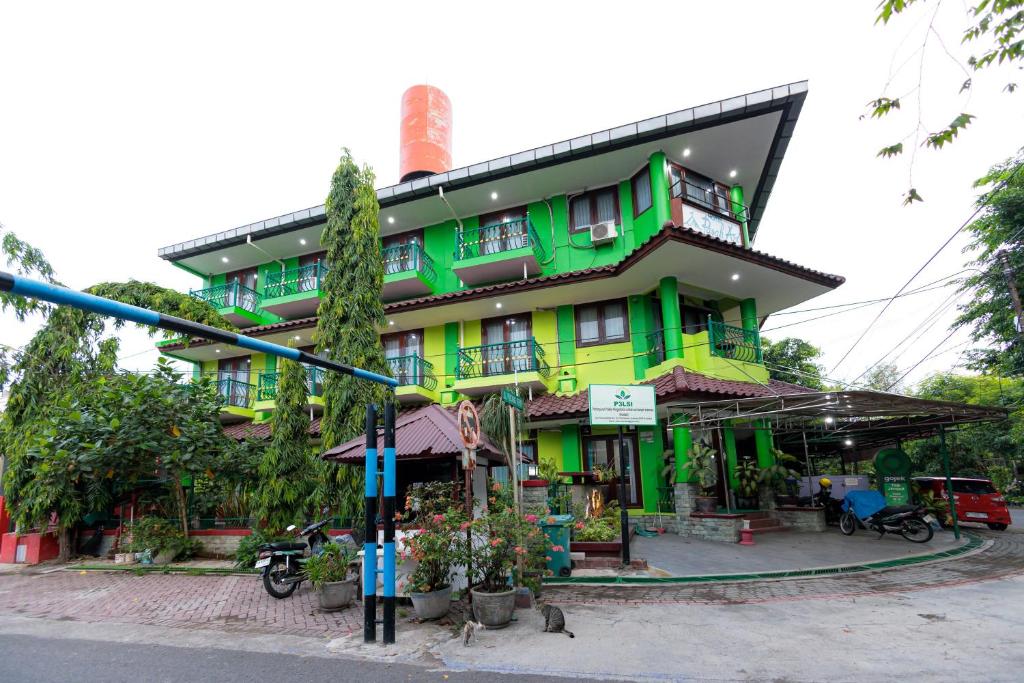 Urbanview Hotel Pasah Asi Gubeng by RedDoorz Urbanview Hotel Pasah Asi Gubeng by RedDoorz