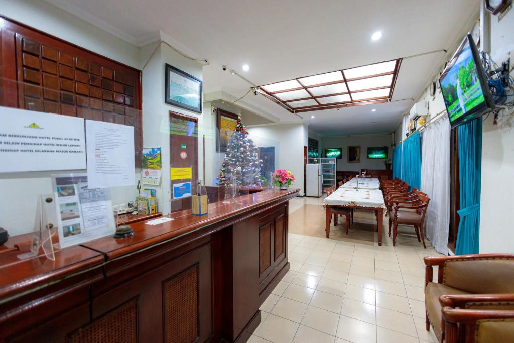 Urbanview Hotel Pasah Asi Gubeng by RedDoorz Urbanview Hotel Pasah Asi Gubeng by RedDoorz