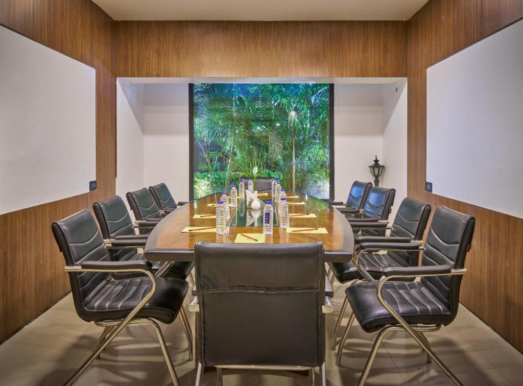 Business center