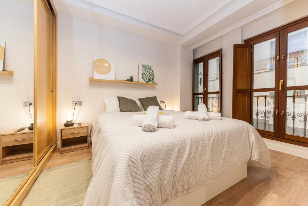 Cozy Apartment in the Heart of Gijón - 3