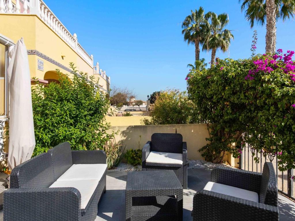 Holiday Home Lomas de Cabo Roig by Interhome - 2