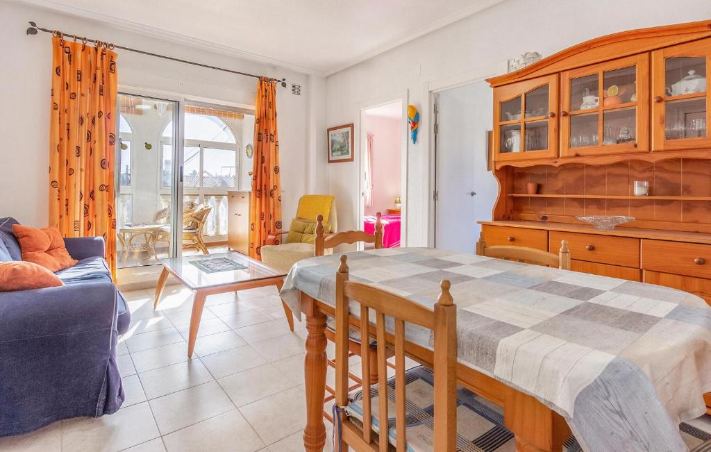 Beach Front Apartment In Torrevieja - 3