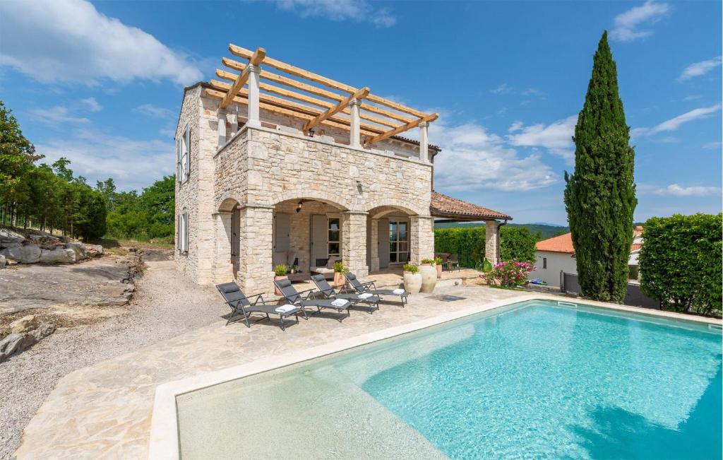 Amazing Home In Sovinjak With Wifi, Sovinjak