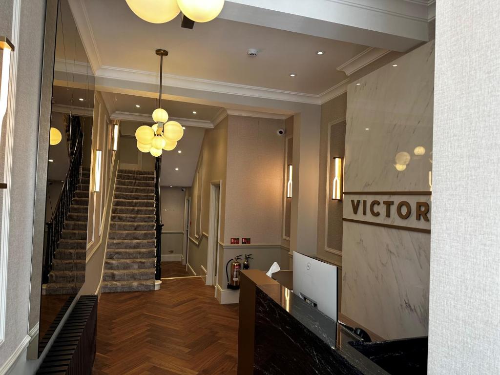 モーニントン ヴィクター ホテル ロンドン ベルグレーヴィア (Mornington Victor Hotel London Belgravia) フロント・ロビー
