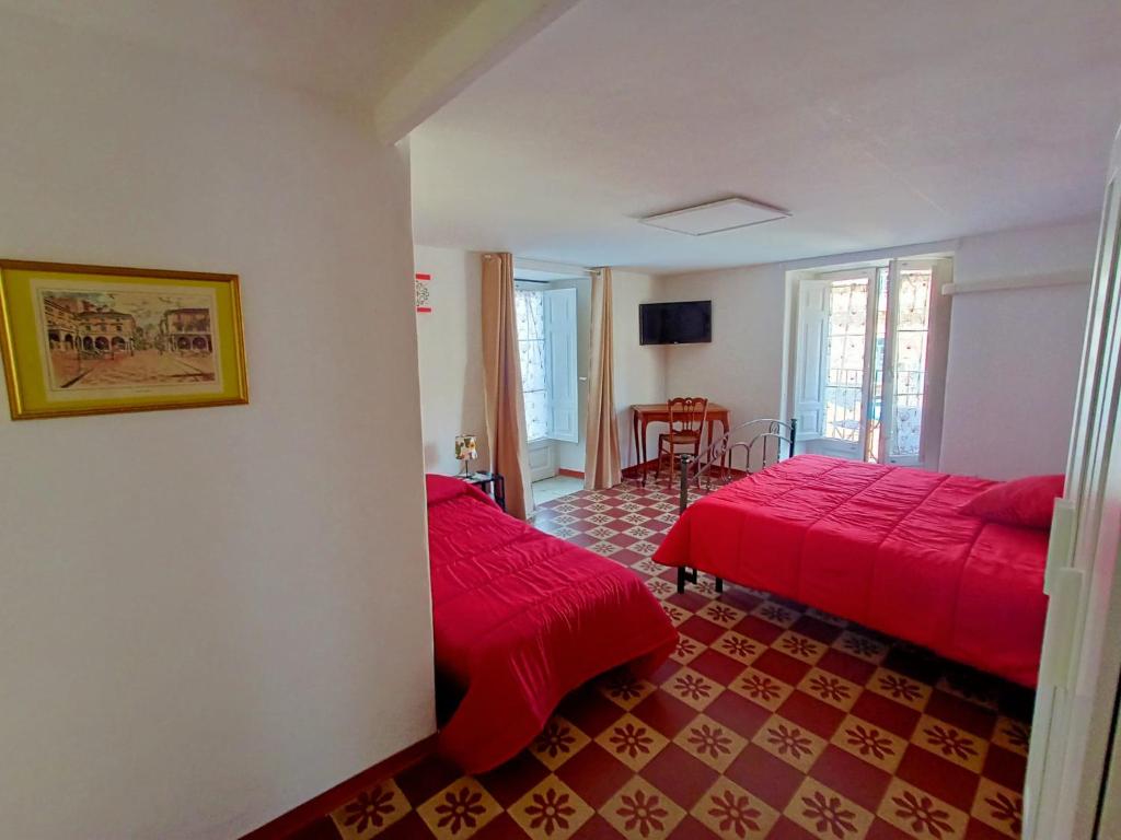 Cuntintizza Family House - 3