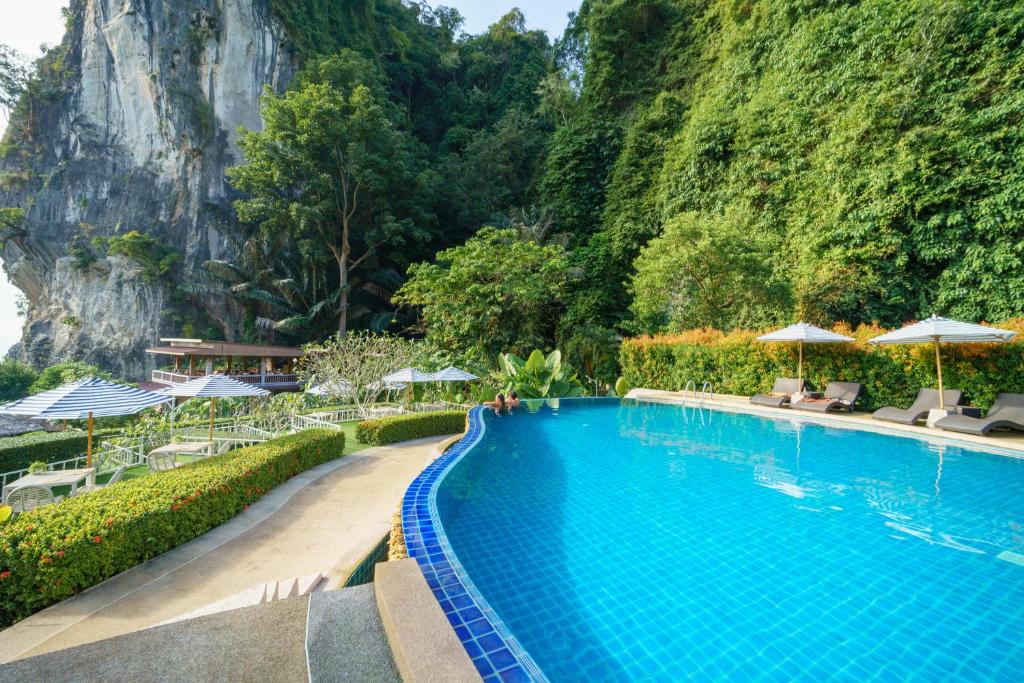 Surrounding environment