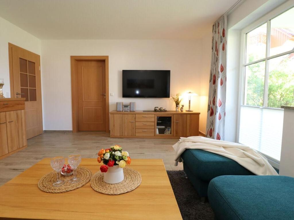 Nice apartment in Ostseebad Wustrow, Wustrow