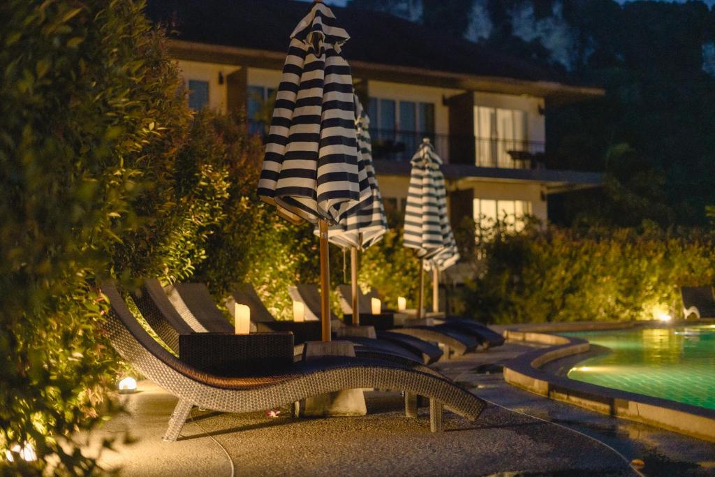 Surrounding environment