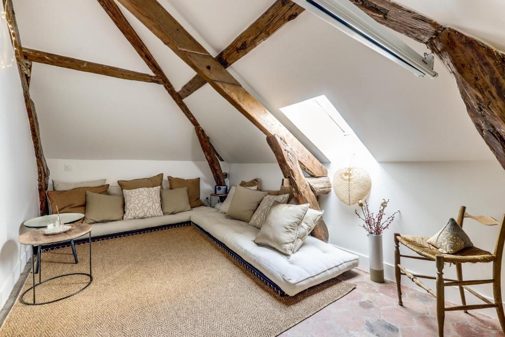 Appartement de charme sous les toits - 5