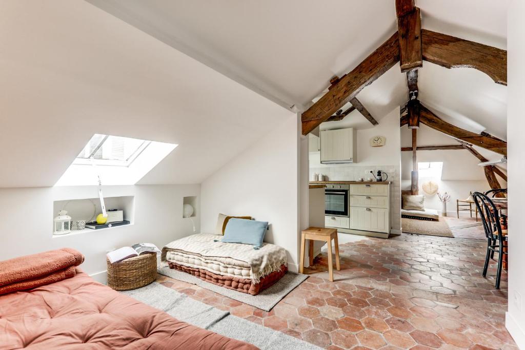 Appartement de charme sous les toits - 2