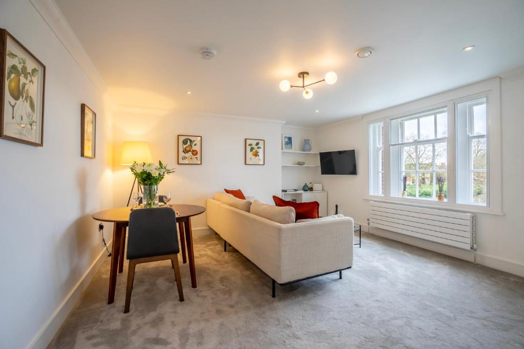 Apartment 8 - Bootham House, York