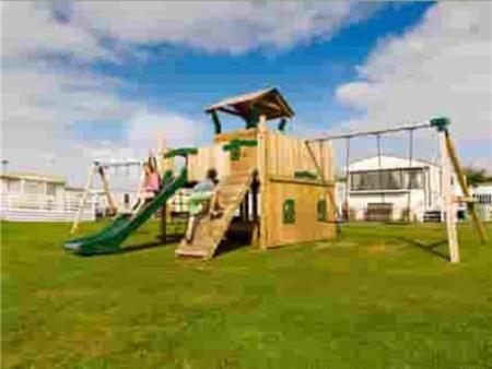 The Willerby at White Tower Holiday Park, Caernarfon photo 5