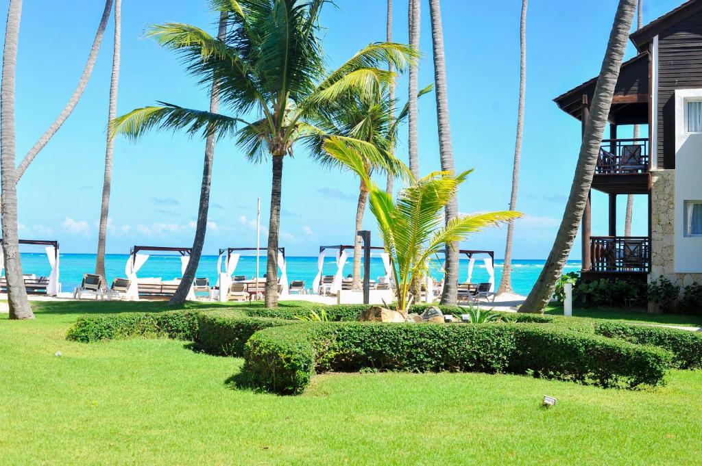 Vista Sol Punta Cana Beach Resort & Spa - All Inclusive — Beach in Bavaro, La Altagracia