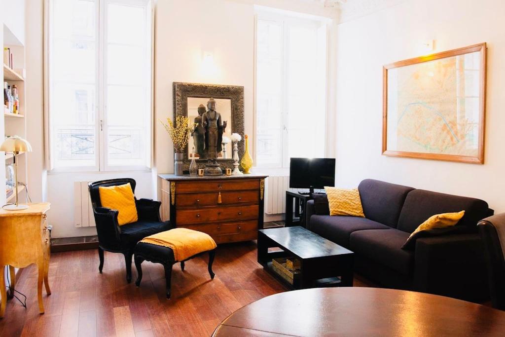 Romantic Apartment near Le Marais, Paris