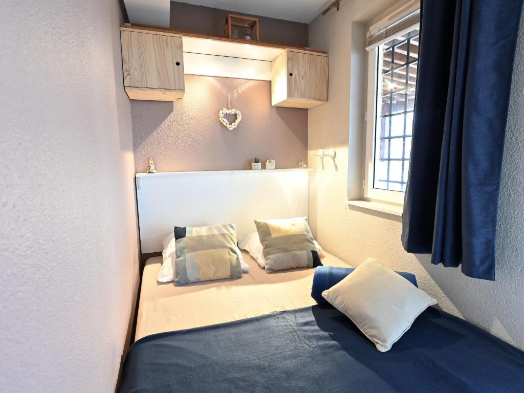 Studio Le Belvédère - R8 327 by Interhome - 4