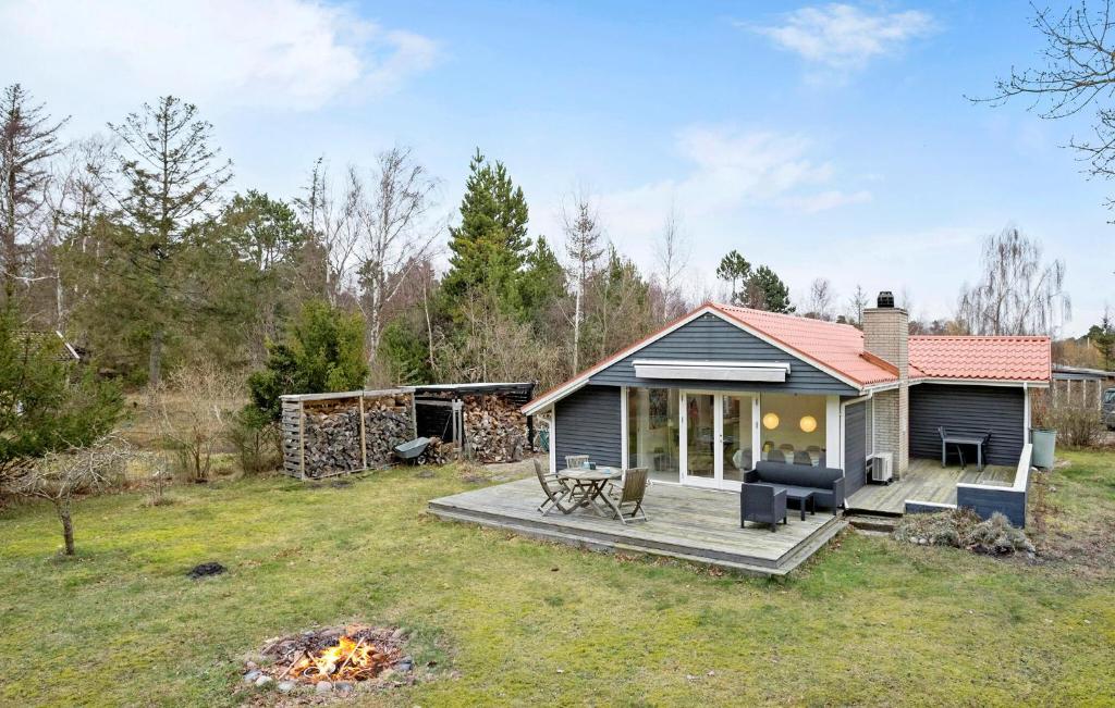 Nice Home In Sjællands Odde With Wifi, Yderby