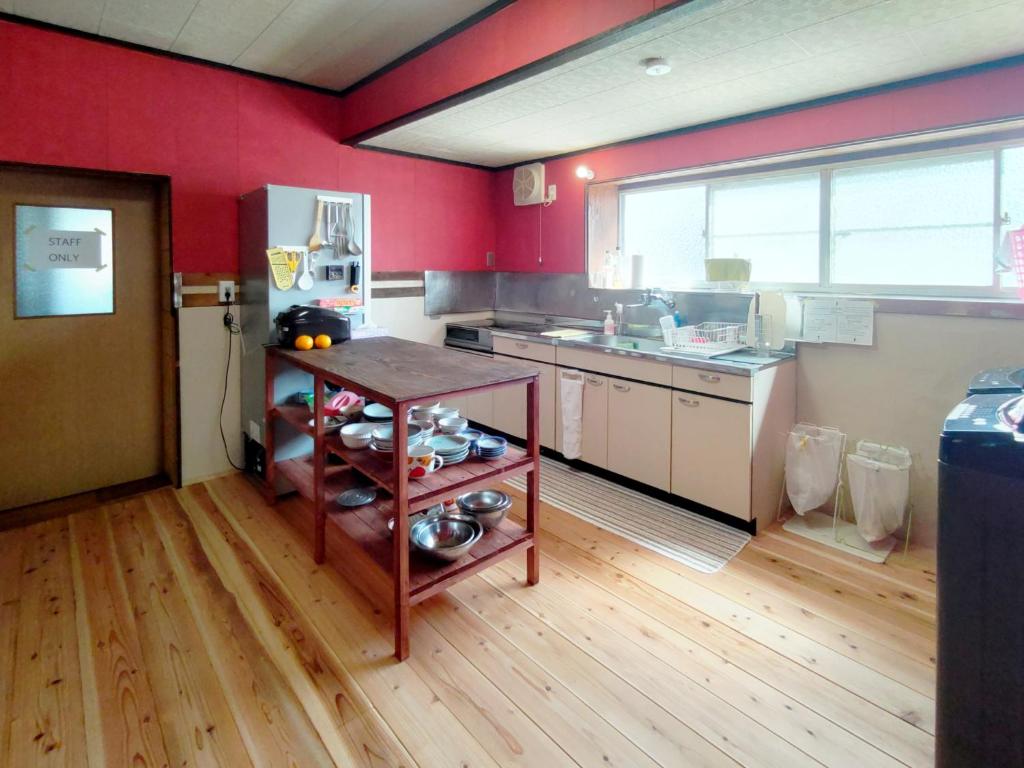 Kitchen, Guesthouse Bench in Kyotango